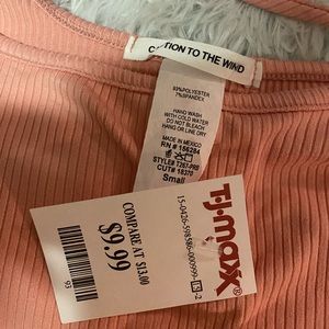 pink crop top